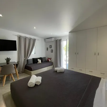 Zoumis Residence Naousa Exterior photo